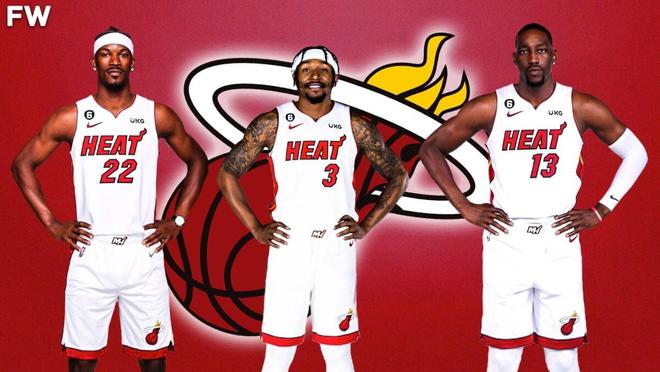 手感颇佳！乔治半场8中6轻取14分2抢断（乔治状态火热，上半场8投6中砍下14分外加2次抢断）