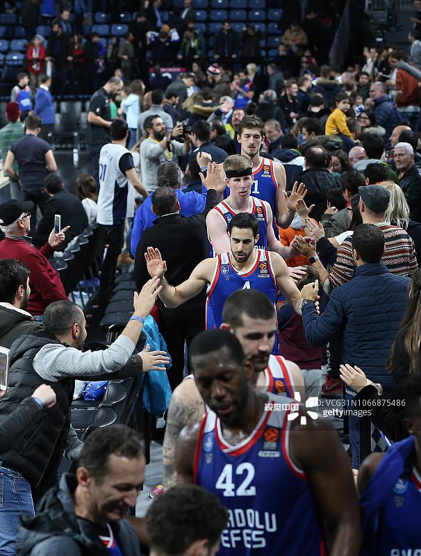 纳达尔支持阿隆索：罗马不是一天建成的，大家需要耐心一点（纳达尔力挺阿隆索：罗马非一日之功，望外界多点耐心）