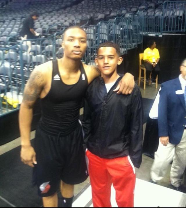 欧冠战报：格纳布里传射，基米希乌龙，拜仁3-1葡萄牙体育（欧冠快讯：格纳布里一传一射，基米希乌龙，拜仁3-1击败葡萄牙体育）