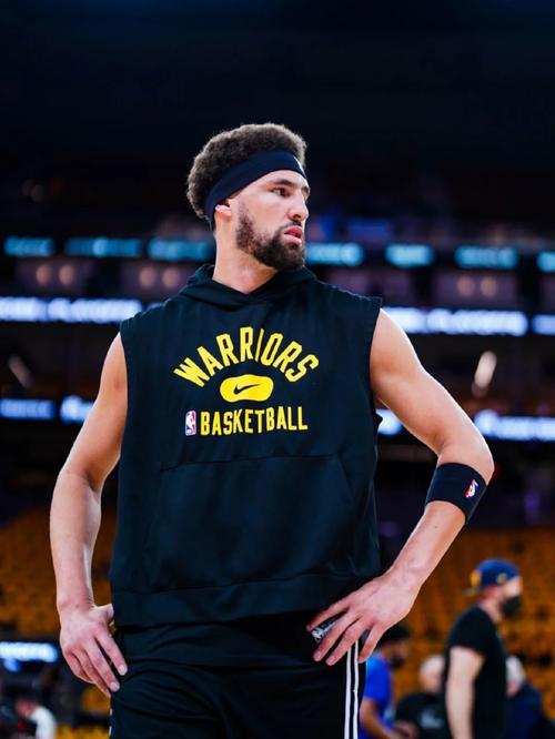 这是新秀？二飞退役，广东立马找到接班人，未来或是国家队主力4号位（二飞退役，广东火速敲定接班新秀，未来或成国家队主力4号位）