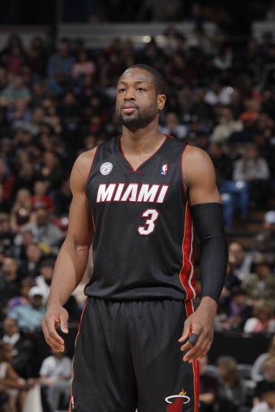 五大联赛年薪排名：哈兰德3170万欧居首，姆巴佩3130万欧第二（五大联赛年薪榜：哈兰德以3170万欧领跑，姆巴佩3130万欧位居次席）